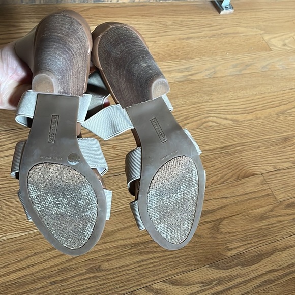 Vince Camuto Beige Strappy Sandals with cone heel - Picture 5 of 5